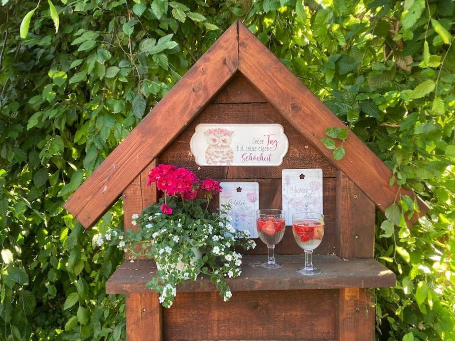 Helle Wohnung Mit Wintergarten - Nahe Ruhrgebiet Und Freizeitpark Movie Park Ботроп Екстериор снимка